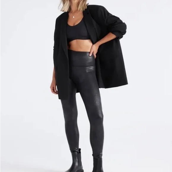 knix Pants - KNIX - Birds Papaya Sculpt Legging